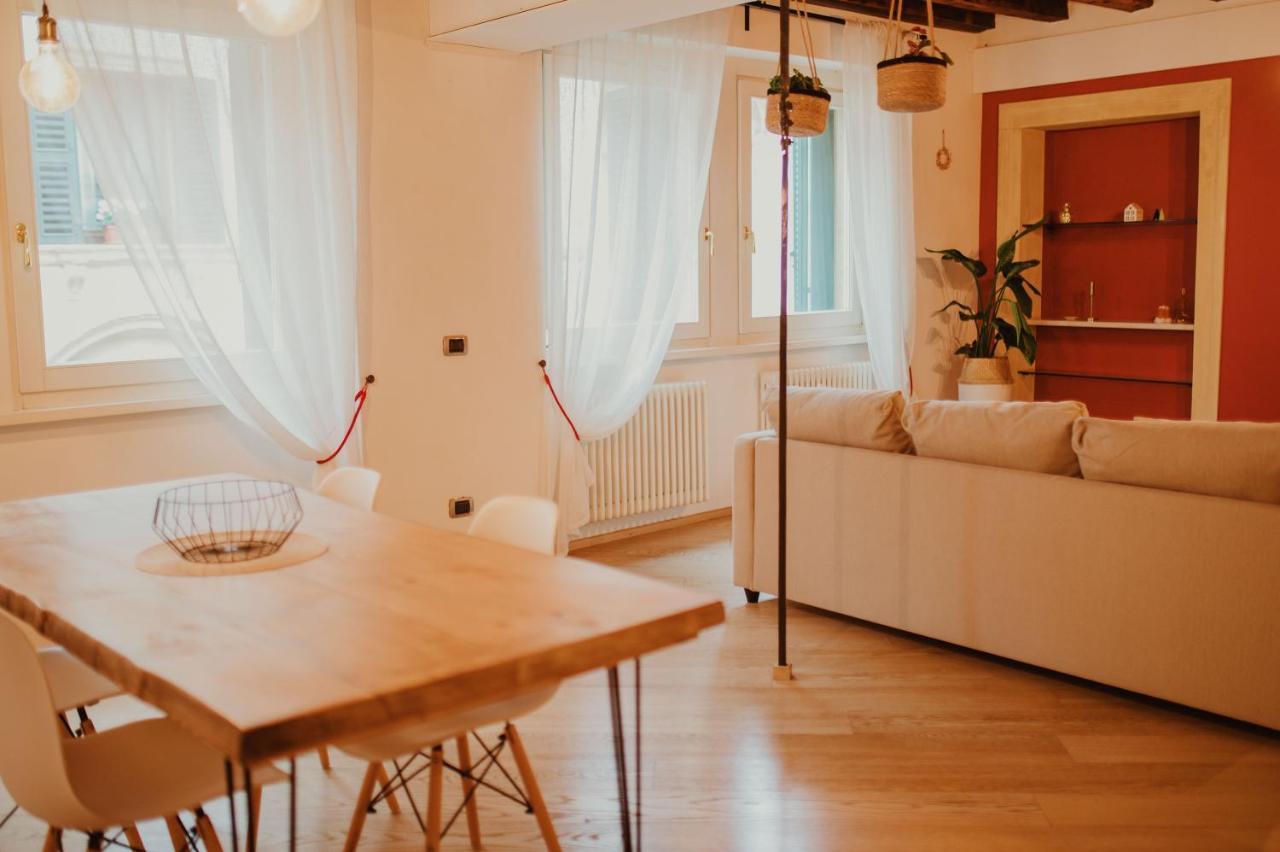 Casa Sgarzarie Exclusive Apartment Verona Buitenkant foto